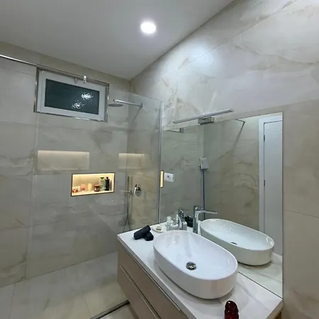 Olis View Apartmán Librazhet
